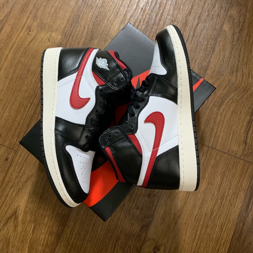 SOLD‼️‼️‼️ 🔴NIB Air Jordan 1 Black Gym Red